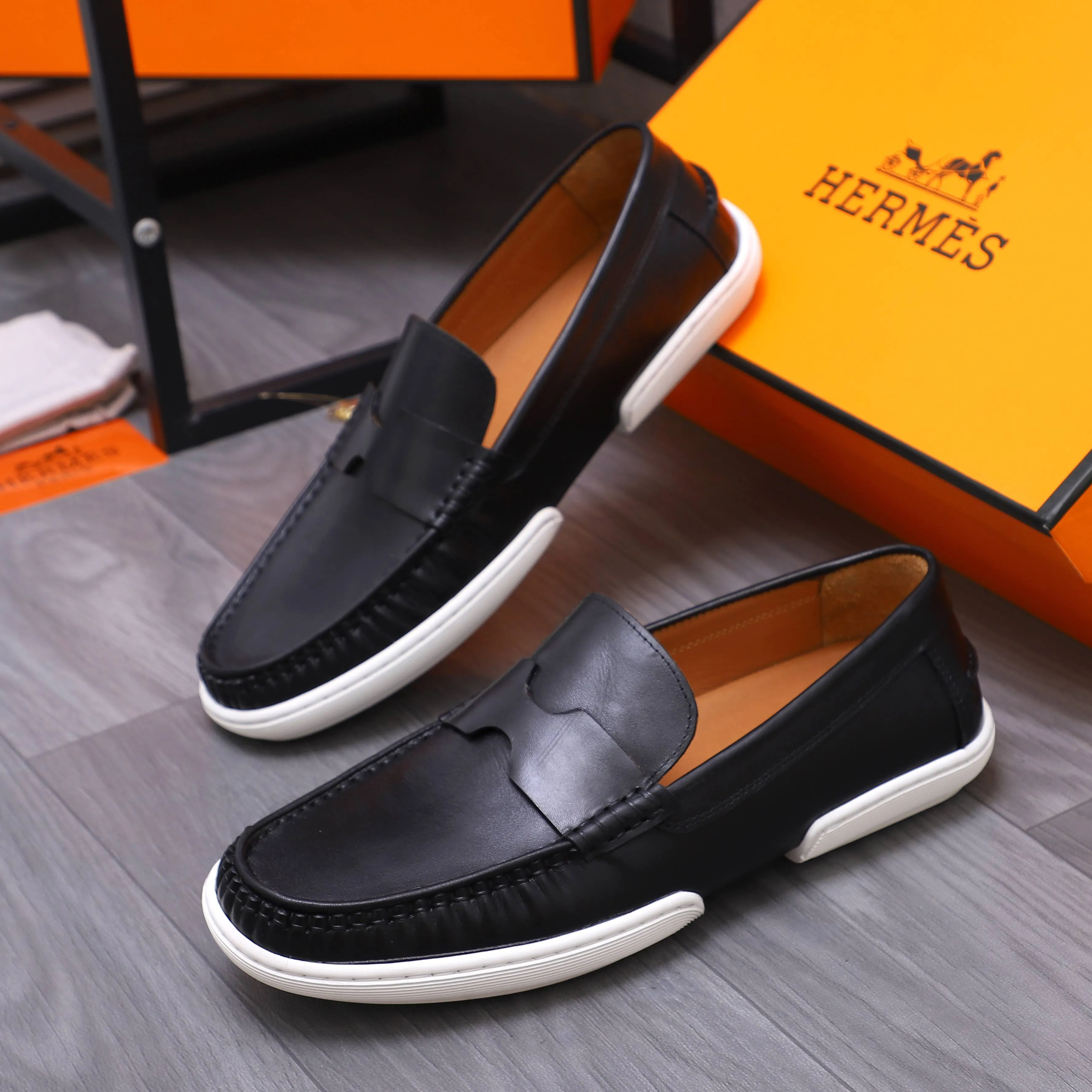 Men's shoes 💰500 Product trademark: HERMES "Hermes" casual slip-on leather shoes Regular size: 38-46 (45.46 custom-made, non-refundable) Product materials: Selected high-quality cowhide upper, cowhide lining, original outsole